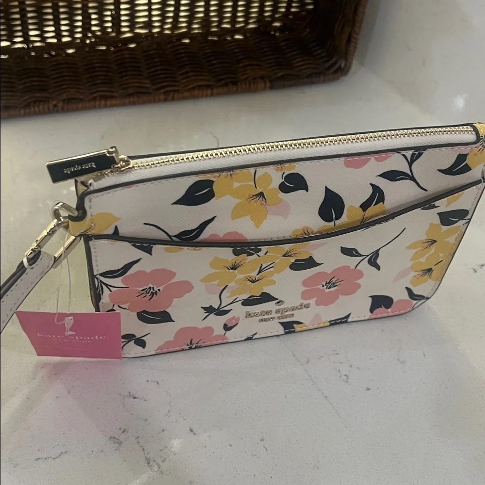 Kate Spade NWT Lily Blooms Printed Trip Wristlet Clutch - Picture 6 of 14